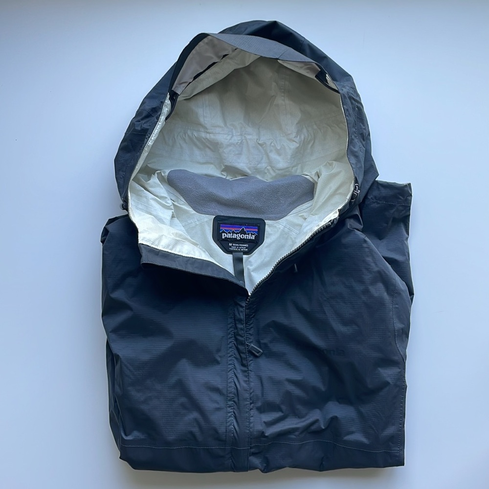 Patagonia Windbreaker/rain coat